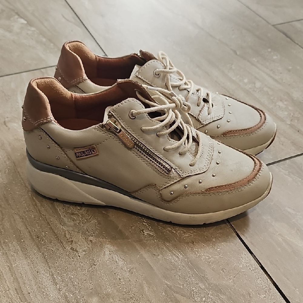 PIKOLINOS Cream and Brown Retro Athletic Shoes with Chunky Sole